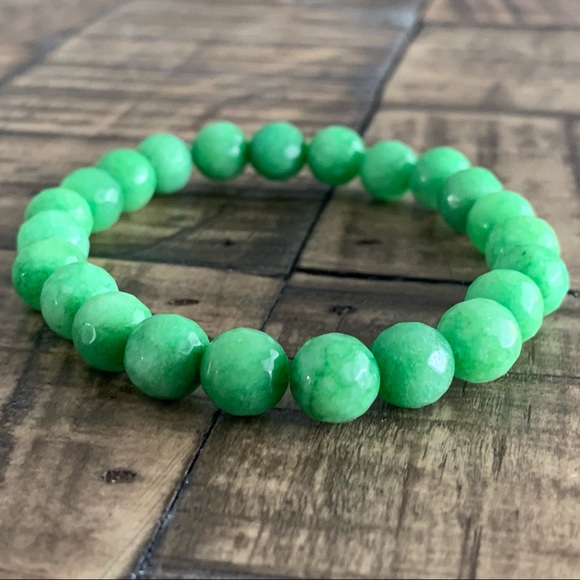 Goddess Zodiac Jewelry - Green Jade Gemstone Chakra Bracelet Handmade Boho